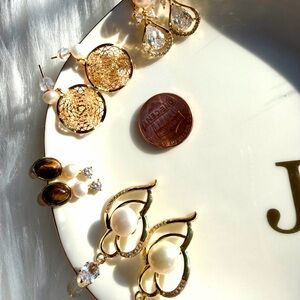 Freshwater earrings/ 4 available